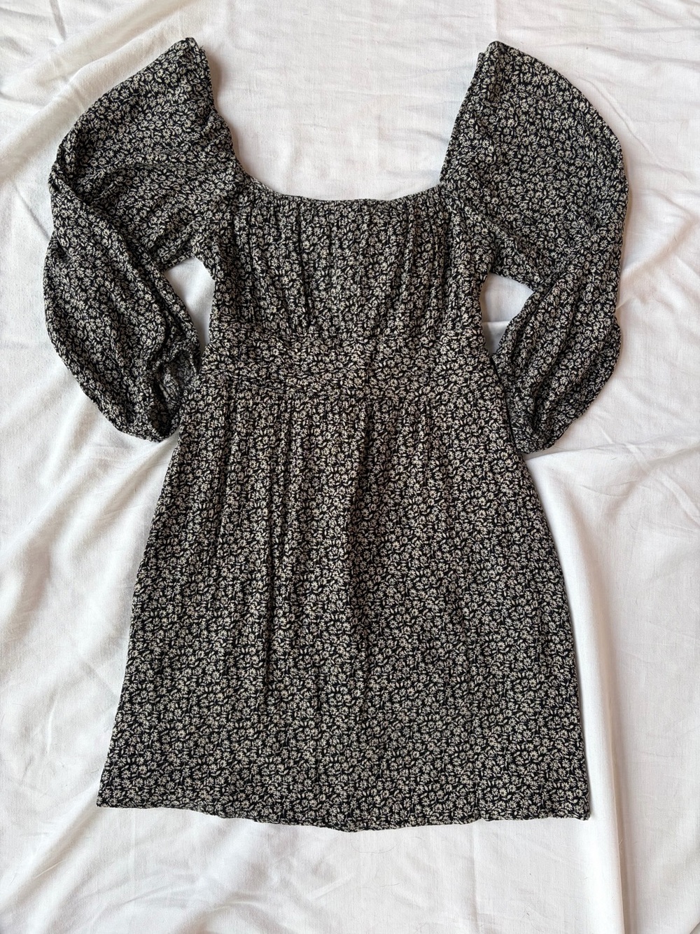 Altar'd State Black Floral Open Back Bow Puff Sleeve Mini Dress S